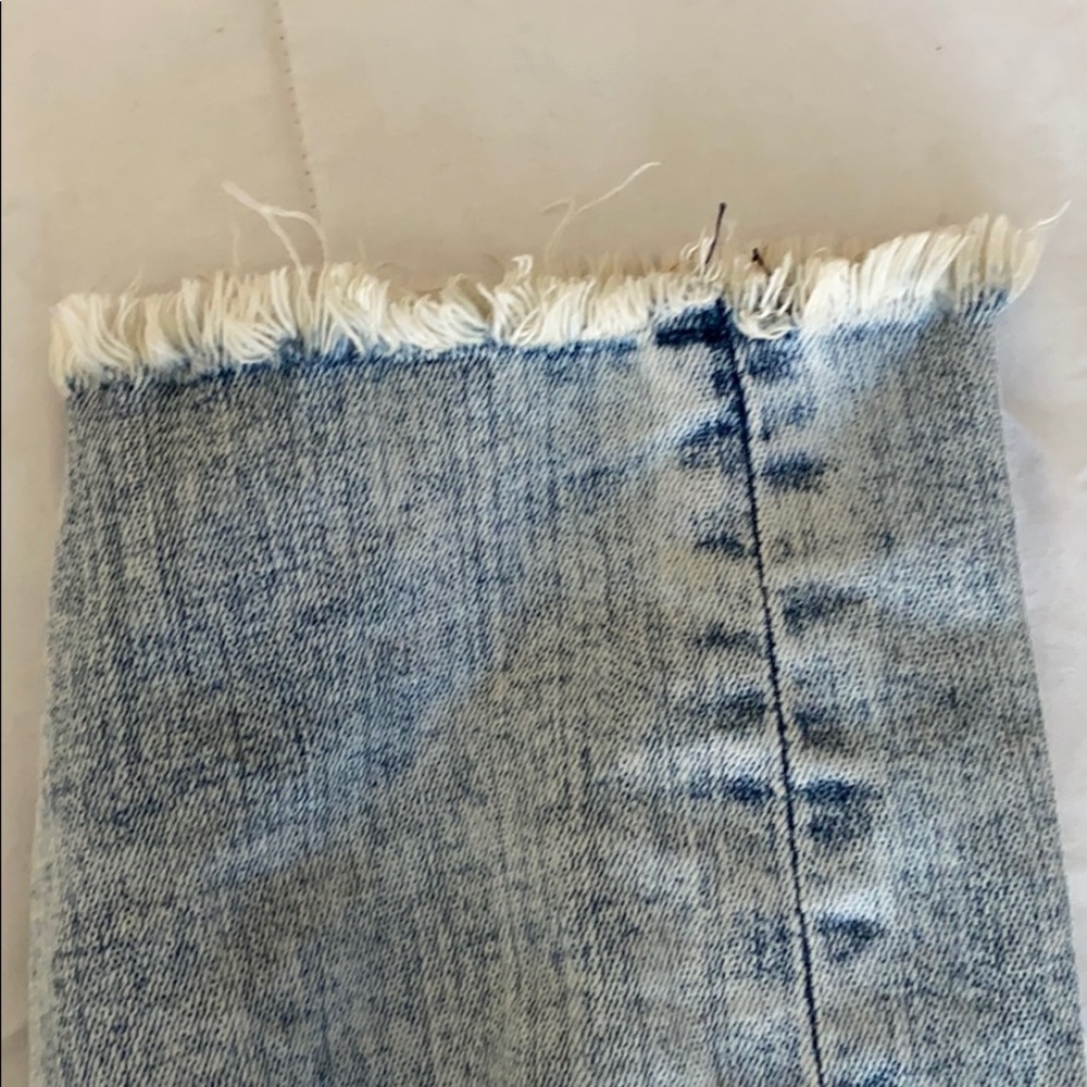 Express Distressed High Rise Jeans - Picture 3 of 4